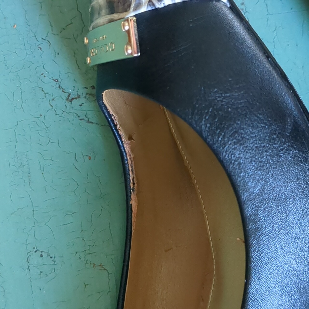 Coach Zan Two Tone Black/ Snake Skin heels Size 9 - Picture 8 of 16